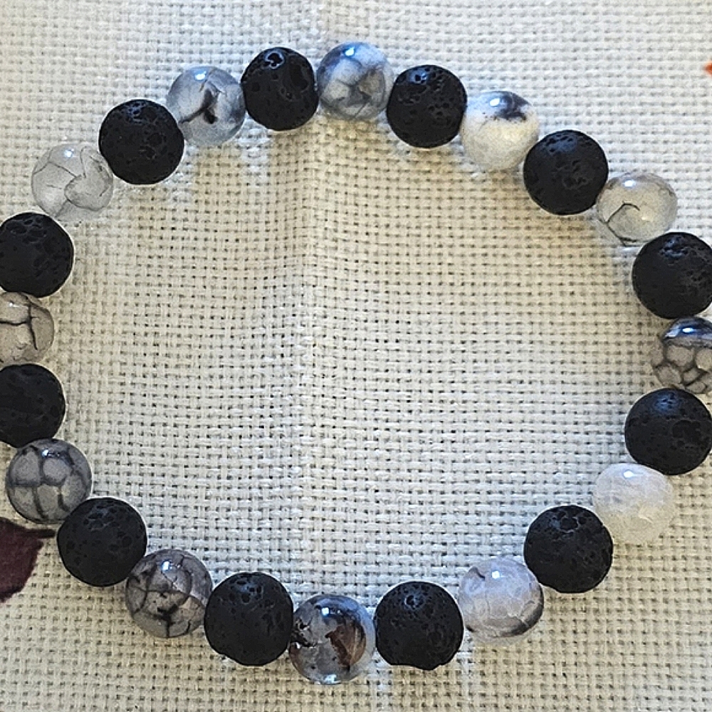 Stretchy beaded bracelet